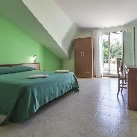 Poggio Active